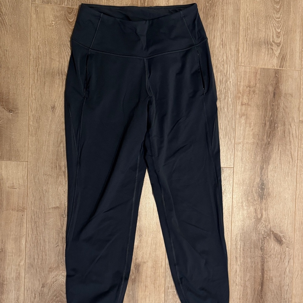 Lululemon Woman’s Jogger Pant